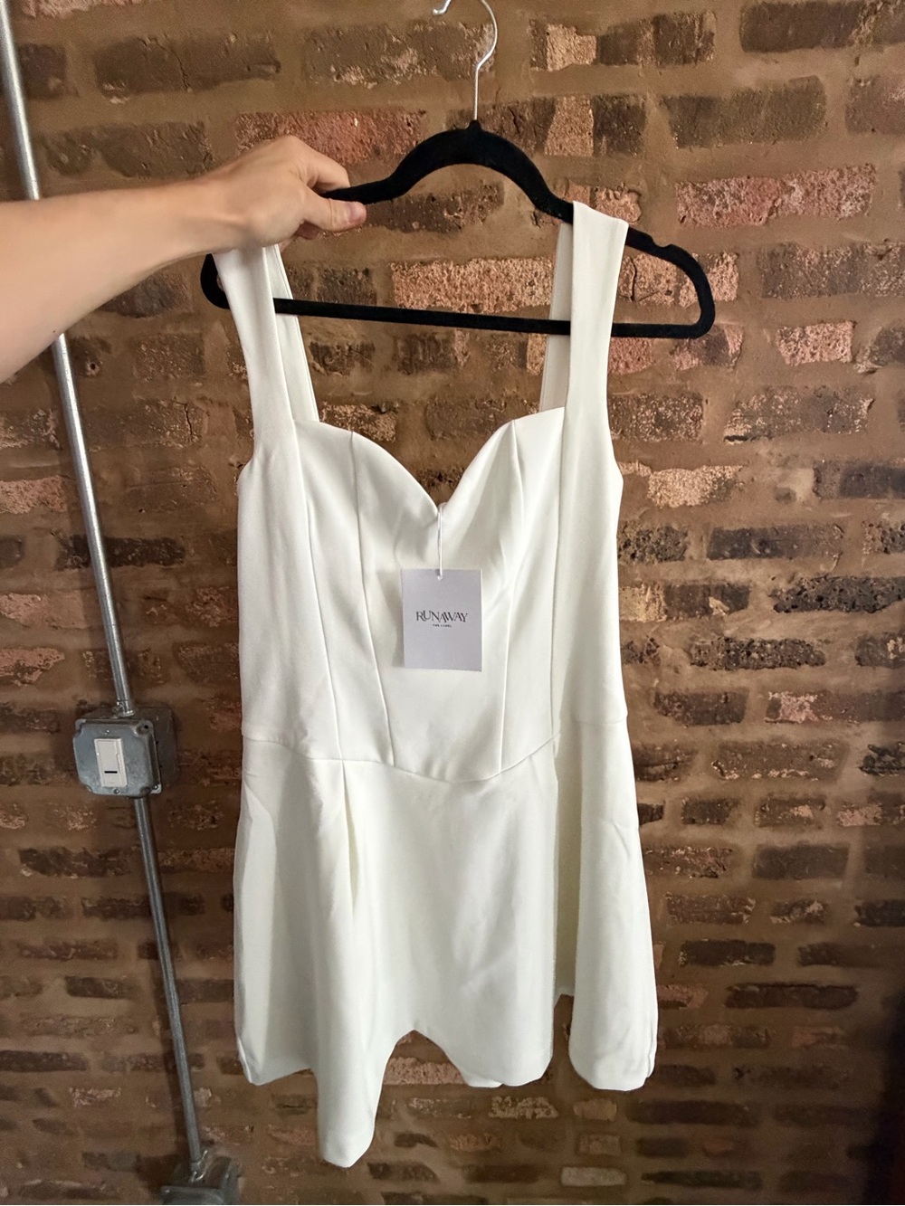 Runaway The Label Bethani: White Sleeveless Mini Dress with Sweetheart Neckline